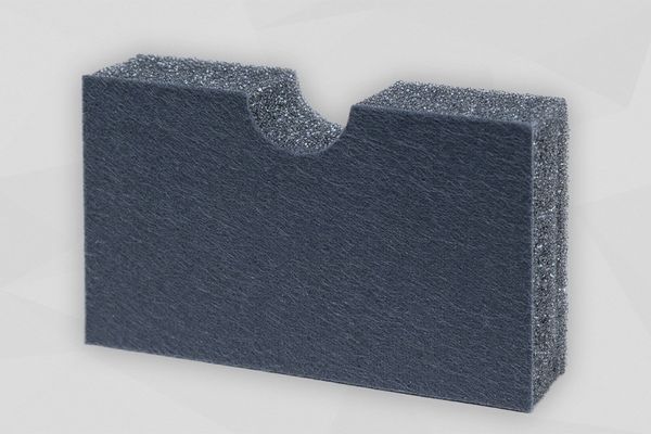 PUR-Schaum mit grauer Vliesoberfläche